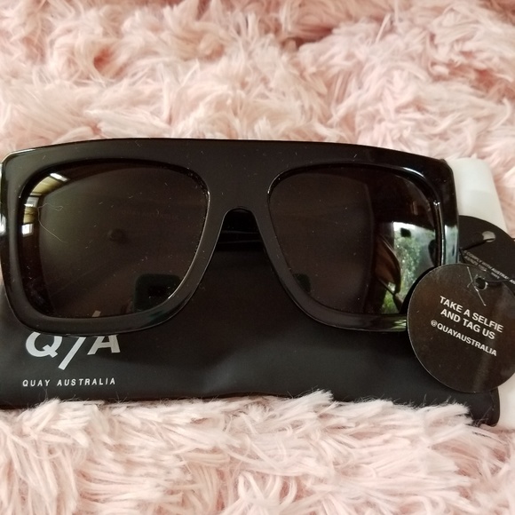 Quay Cafe racer #sunnies - Picture 1 of 7